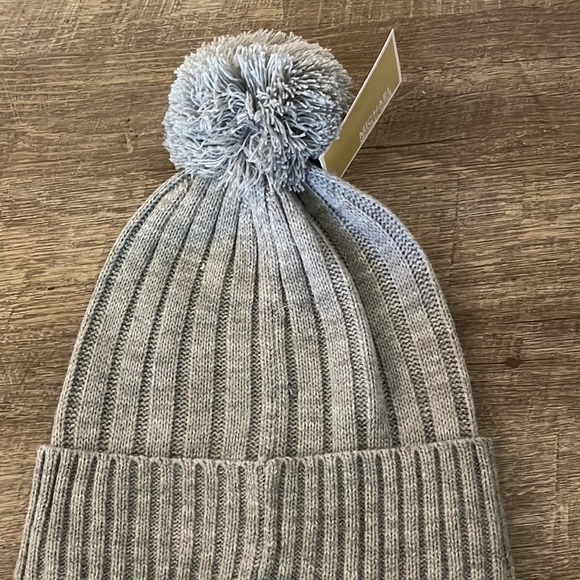 Gray stocking cap - Picture 2 of 3